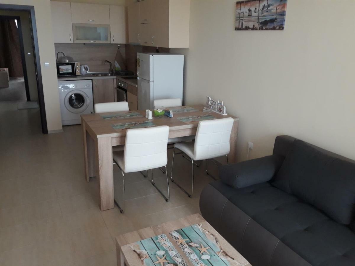 Apartamento Таня 8 Pomorie Exterior foto